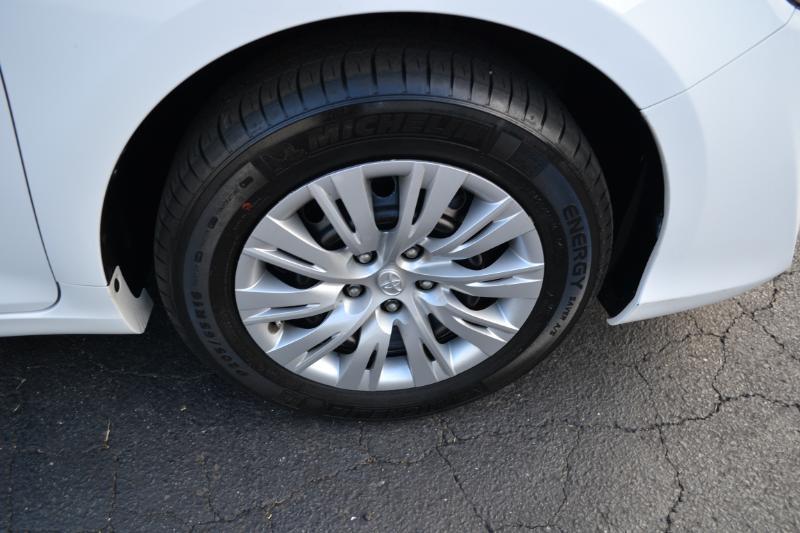 Toyota Camry L 2012