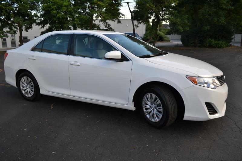 Toyota Camry L 2012