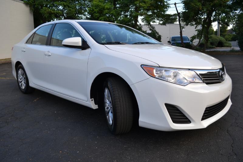 Toyota Camry L 2012