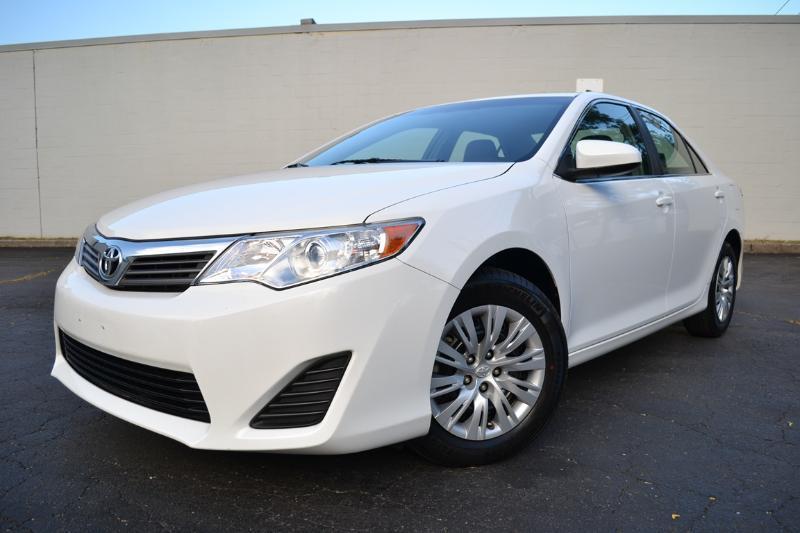 Toyota Camry L 2012