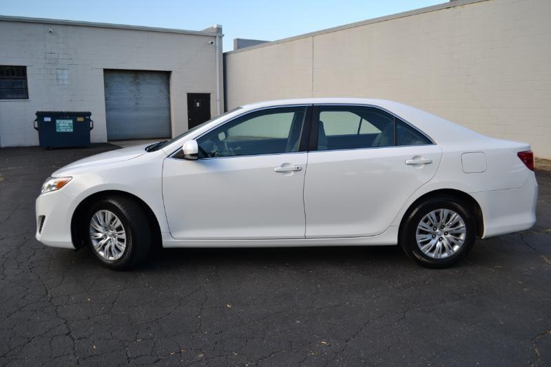 Toyota Camry L 2012
