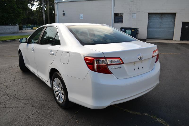 Toyota Camry L 2012