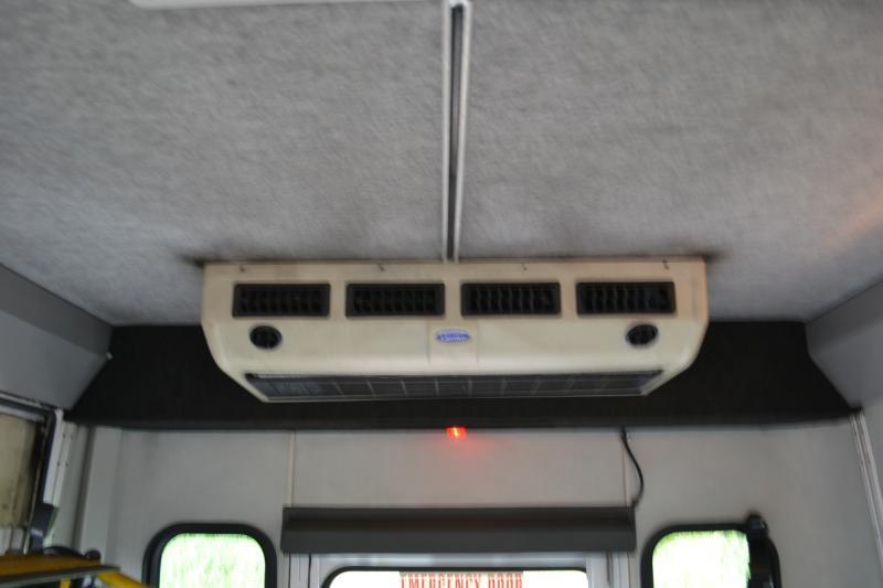 Ford Econoline E350 2010
