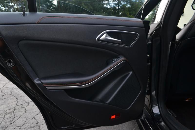Mercedes-Benz CLA-Class CLA250 4MATIC 2016