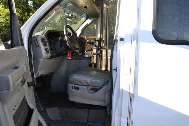Ford Econoline E350 2016