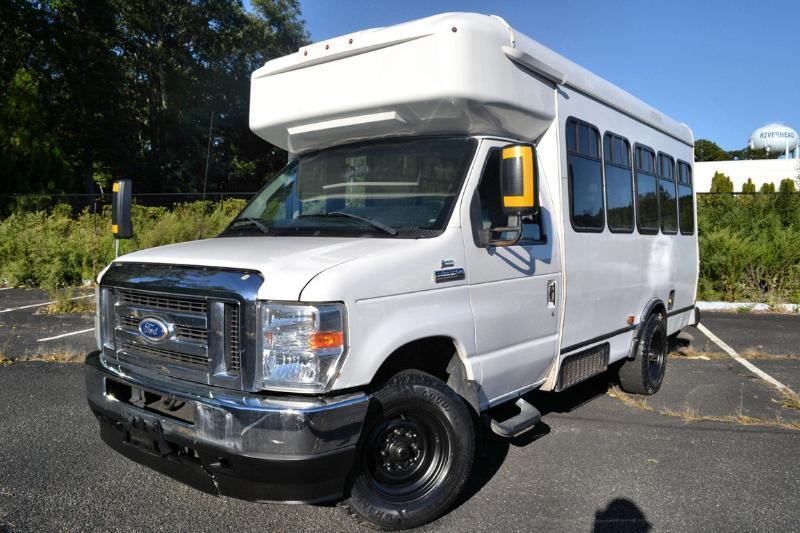 Ford Econoline E350 2016