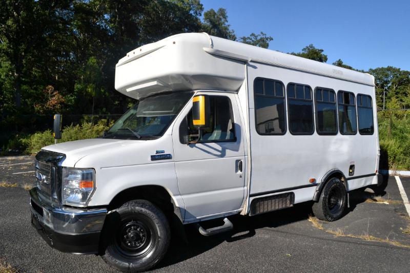 Ford Econoline E350 2016