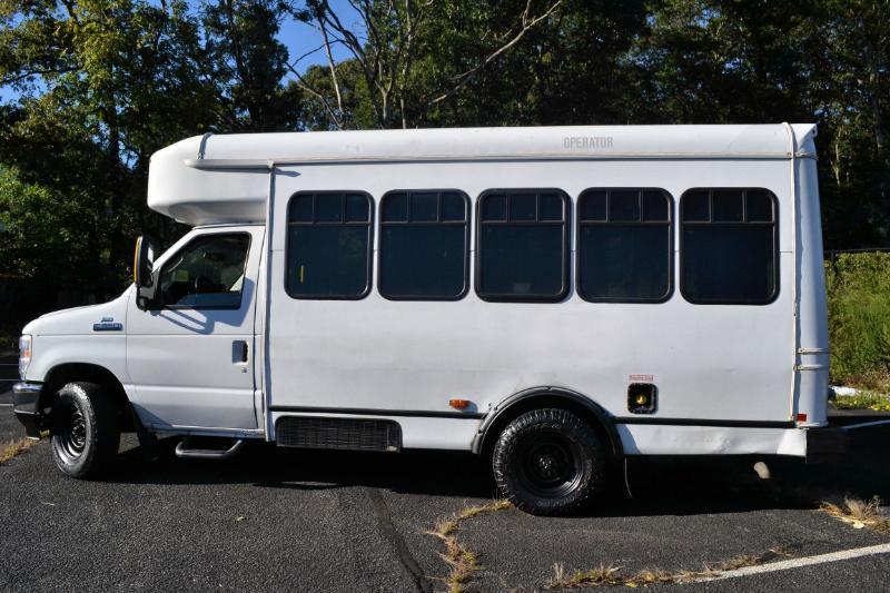 Ford Econoline E350 2016