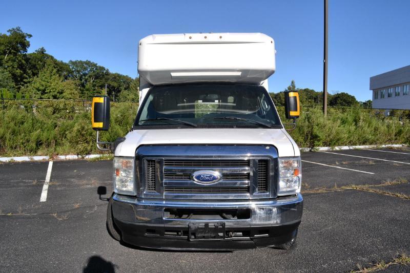 Ford Econoline E350 2016