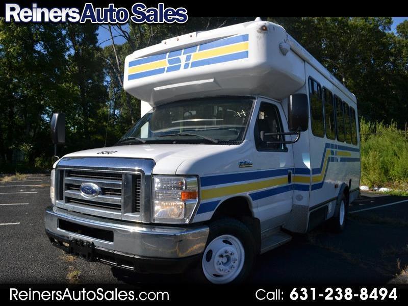 2018 Ford Econoline E350