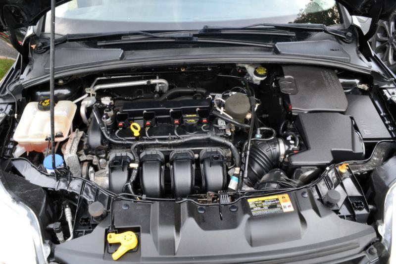 Ford Focus S Sedan 2014