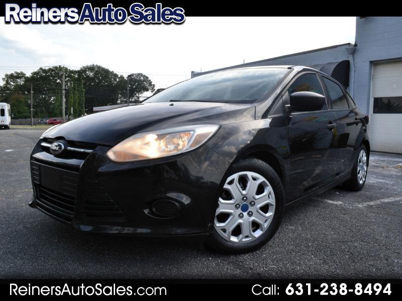 2014 Ford Focus S Sedan