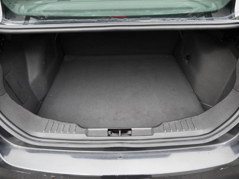 Ford Focus S Sedan 2014