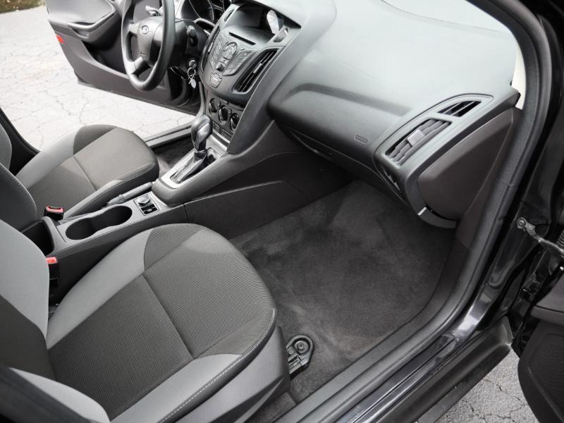 Ford Focus S Sedan 2014