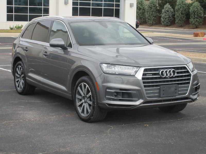 Audi Q7 3.0 Premium Plus quattro 2017 Audi Q7 3.0 Premium Plus quattro 2017