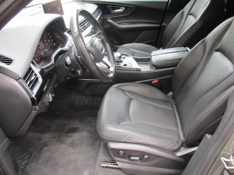 Audi Q7 3.0 Premium Plus quattro 2017 Audi Q7 3.0 Premium Plus quattro 2017