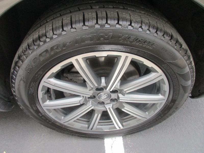 Audi Q7 3.0 Premium Plus quattro 2017 Audi Q7 3.0 Premium Plus quattro 2017