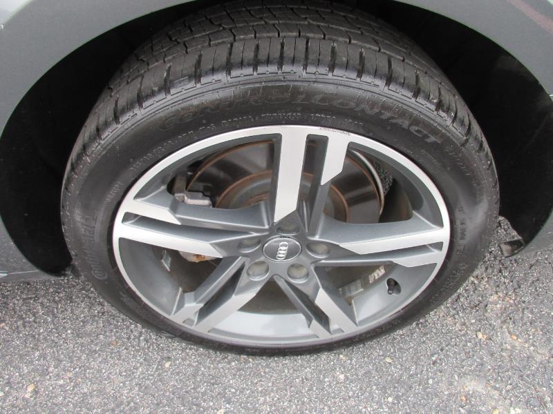 Audi A4 2.0T Premium Plus Sedan 2017