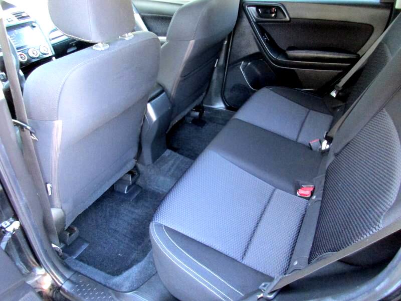 Subaru Forester 2.5i Premium PZEV CVT 2017