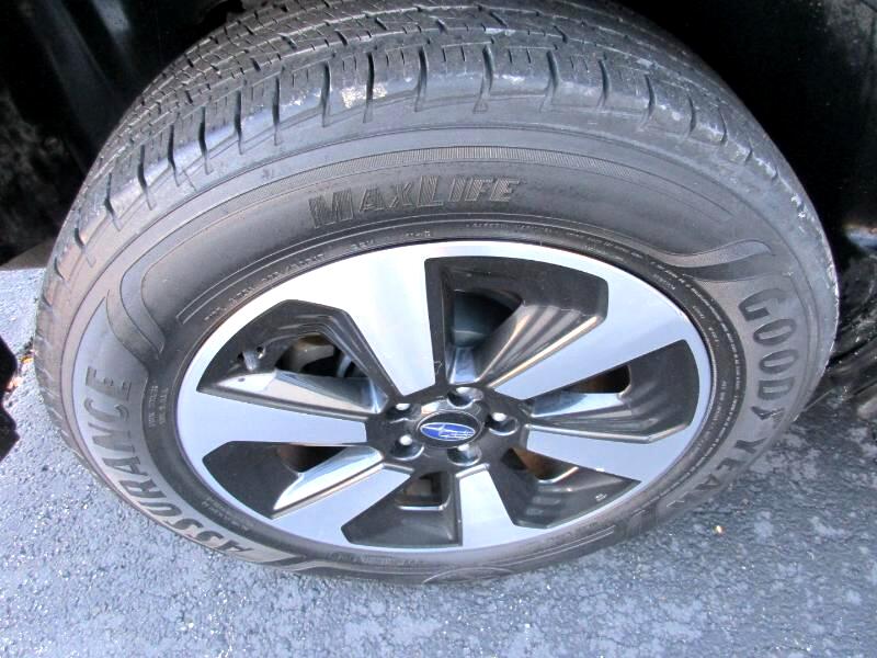 Subaru Forester 2.5i Premium PZEV CVT 2017