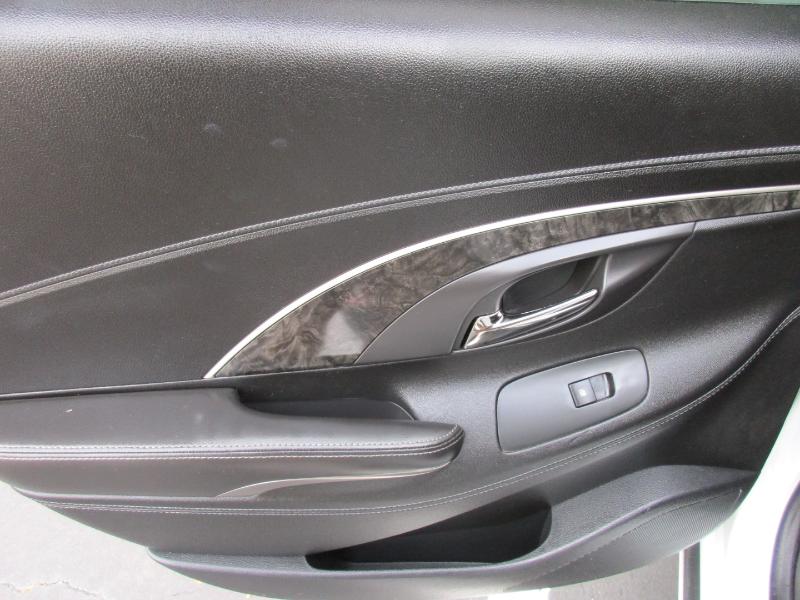 Buick LaCrosse Leather Package 2016
