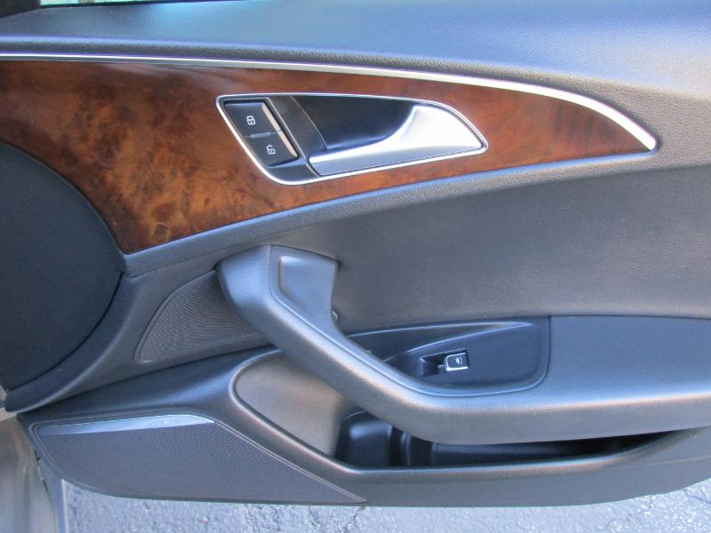 Audi A6 2.0T Premium Plus quattro 2014