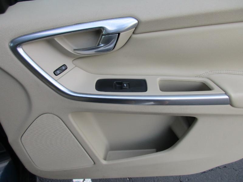 Volvo XC60 T6 Premier AWD 2015