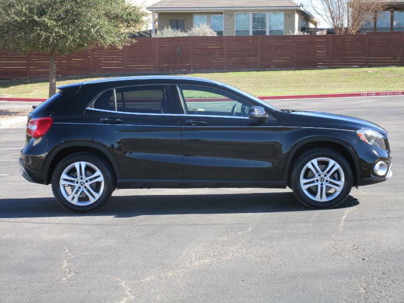 Mercedes-Benz GLA-Class GLA250 2018