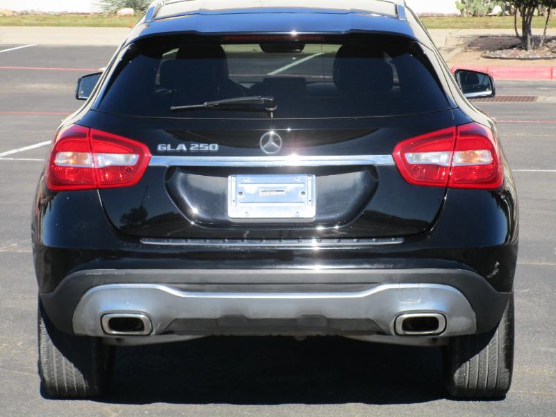 Mercedes-Benz GLA-Class GLA250 2018