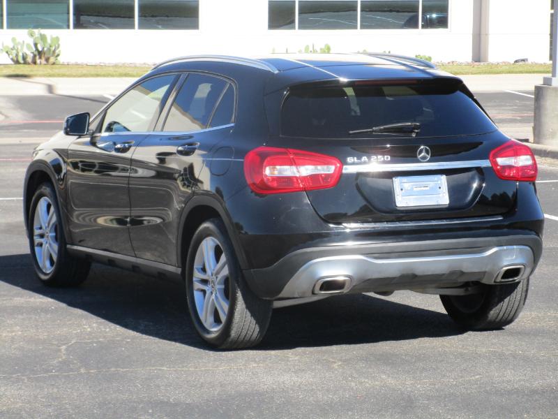 Mercedes-Benz GLA-Class GLA250 2018