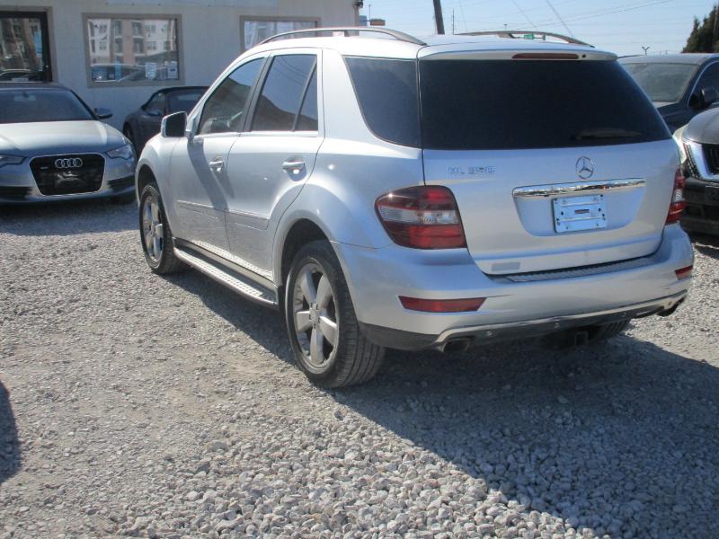 Mercedes-Benz M-Class ML350 2011