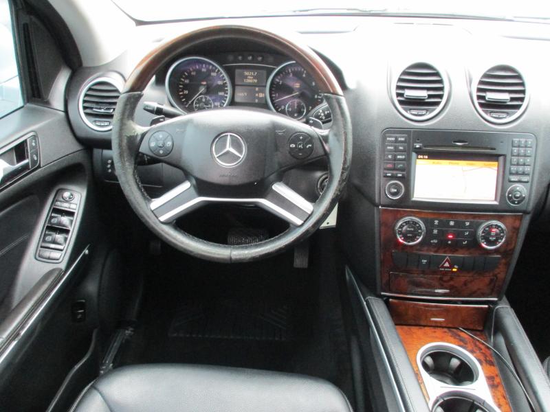 Mercedes-Benz M-Class ML350 2011