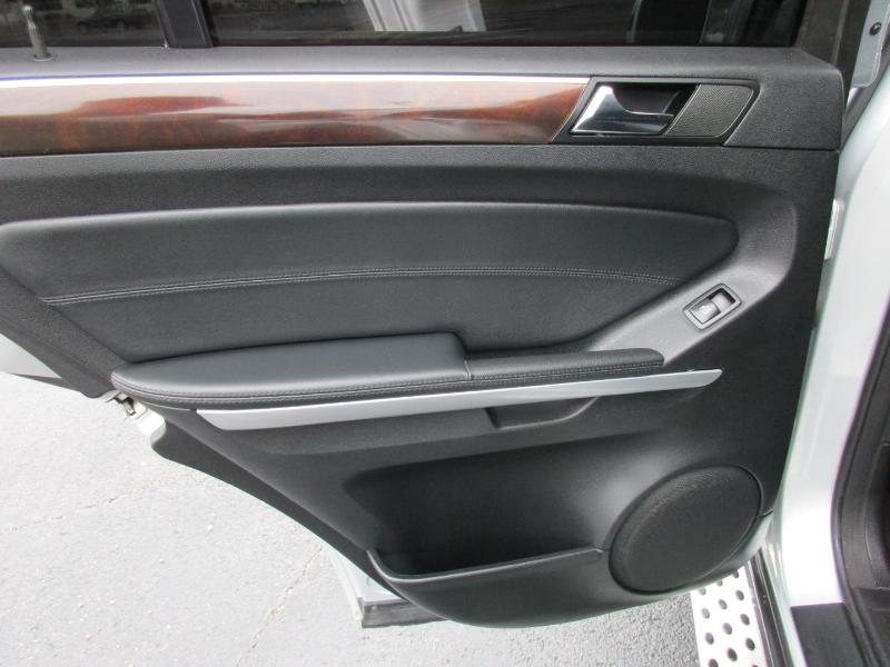 Mercedes-Benz M-Class ML350 2011