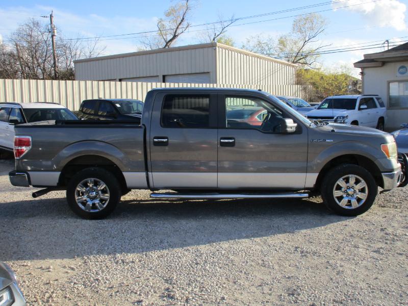 Ford F-150 Lariat SuperCrew 5.5-ft. Bed 2WD 2010