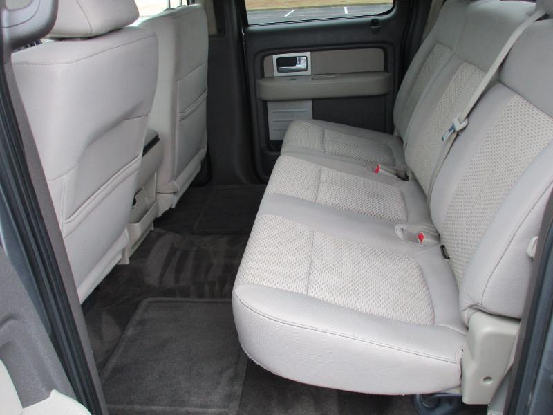 Ford F-150 Lariat SuperCrew 5.5-ft. Bed 2WD 2010