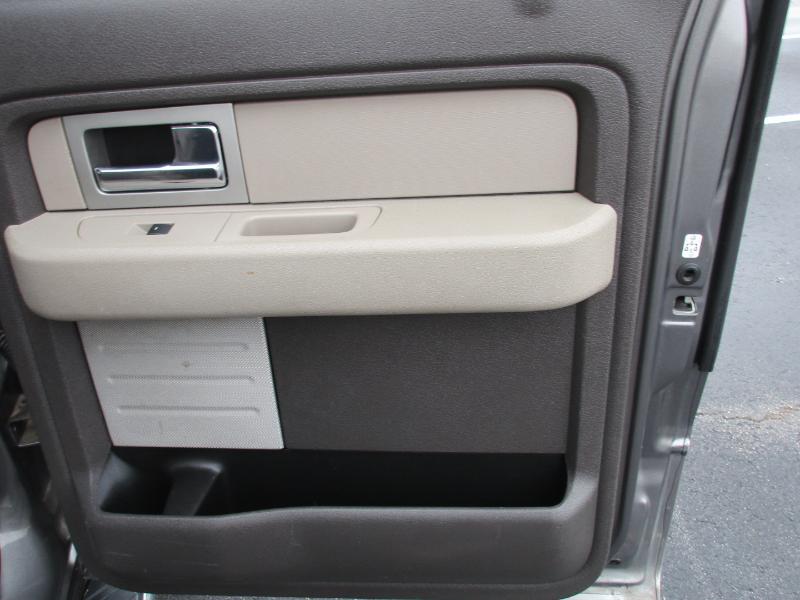 Ford F-150 Lariat SuperCrew 5.5-ft. Bed 2WD 2010