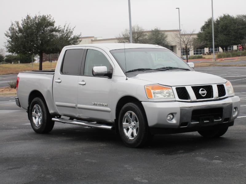 2013 Nissan Titan SV Crew Cab 2WD