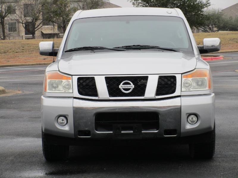 Nissan Titan SV Crew Cab 2WD 2013