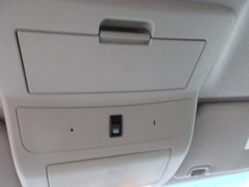 Nissan Titan SV Crew Cab 2WD 2013