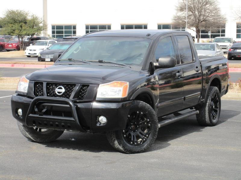 Nissan Titan PRO-4X Crew Cab 4WD SWB 2013