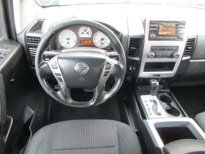 Nissan Titan PRO-4X Crew Cab 4WD SWB 2013