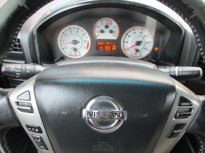 Nissan Titan PRO-4X Crew Cab 4WD SWB 2013