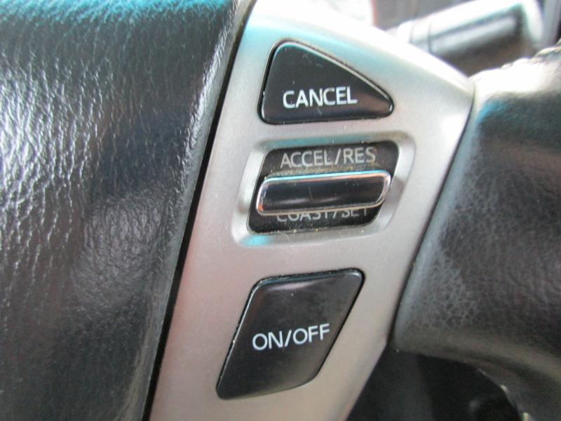 Nissan Titan PRO-4X Crew Cab 4WD SWB 2013