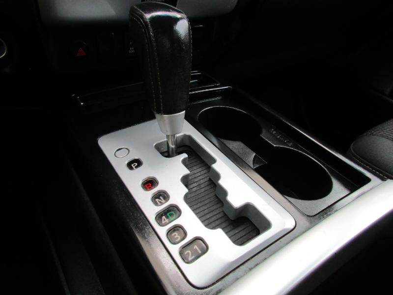 Nissan Titan PRO-4X Crew Cab 4WD SWB 2013