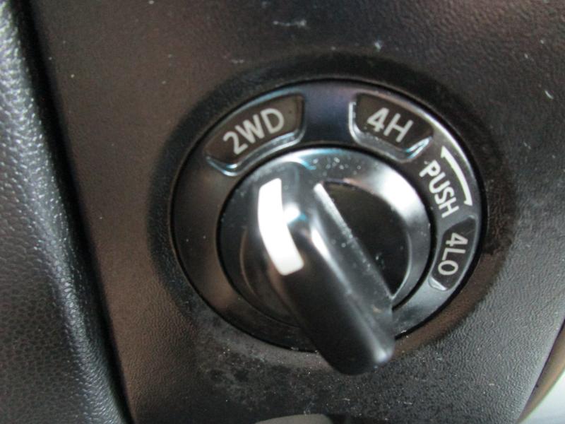 Nissan Titan PRO-4X Crew Cab 4WD SWB 2013