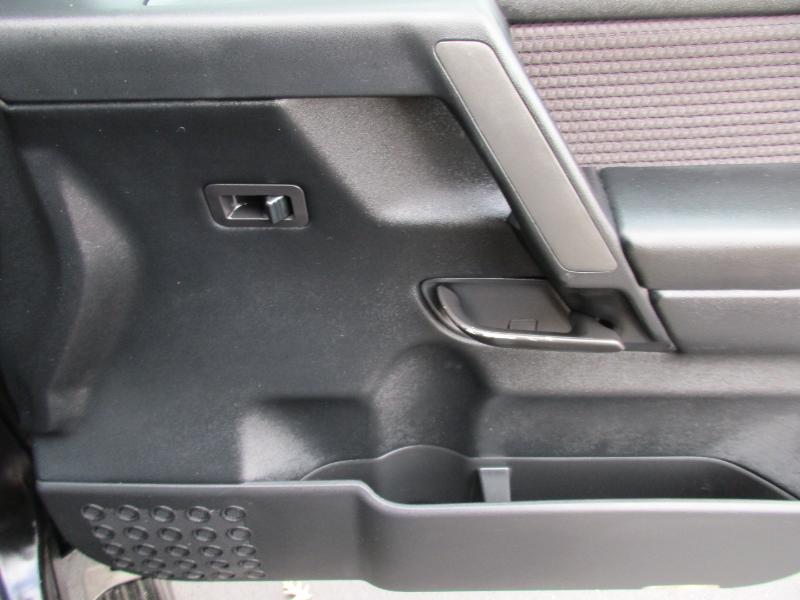 Nissan Titan PRO-4X Crew Cab 4WD SWB 2013