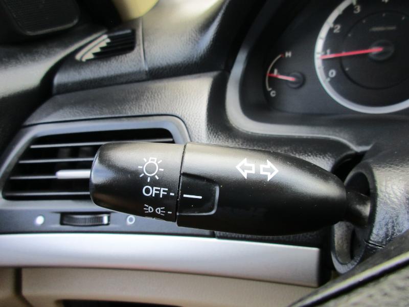 Honda Accord LX sedan AT 2011