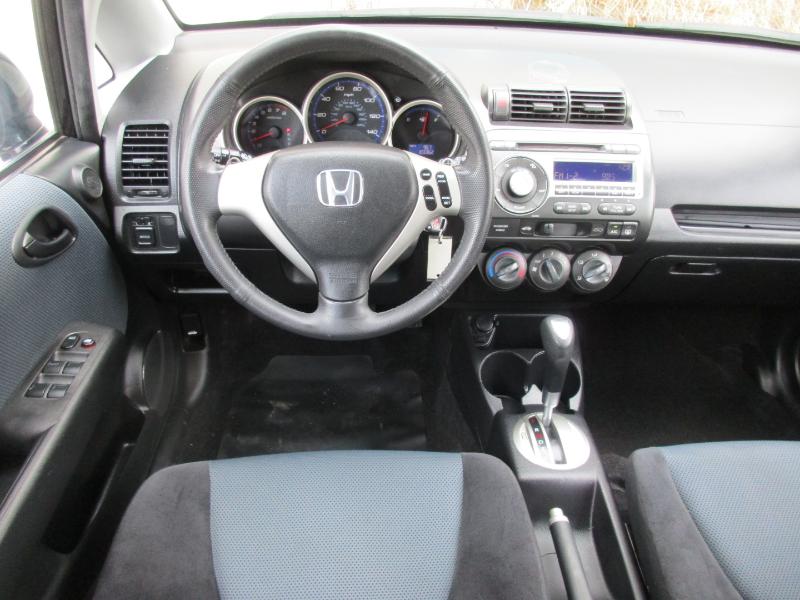 Honda Fit Sport 5-Speed AT 2008