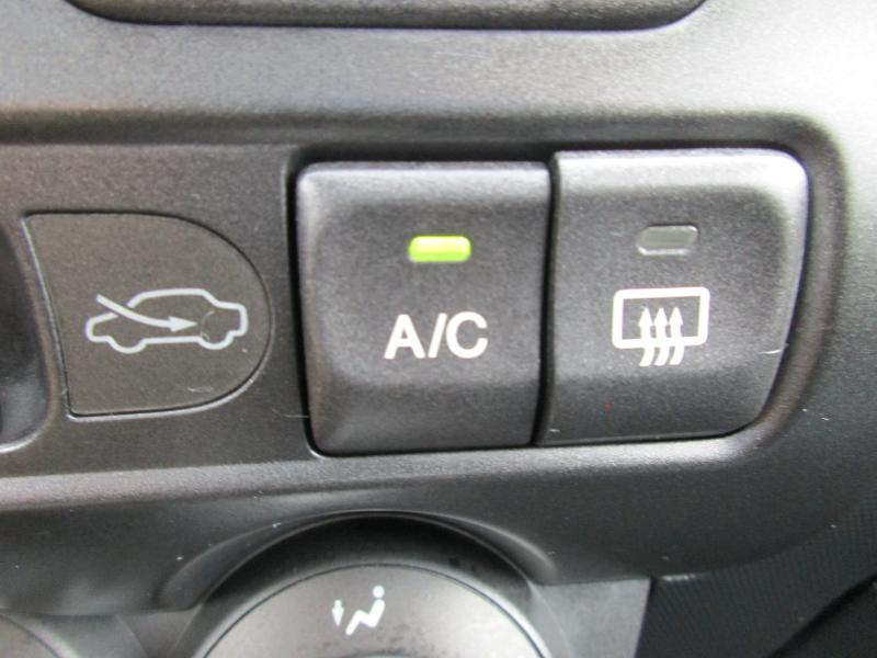 Honda Fit Sport 5-Speed AT 2008