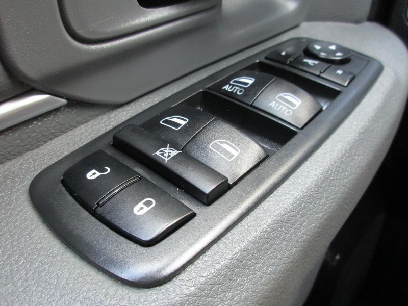 RAM 1500 Classic Tradesman Crew Cab SWB 2WD 2019